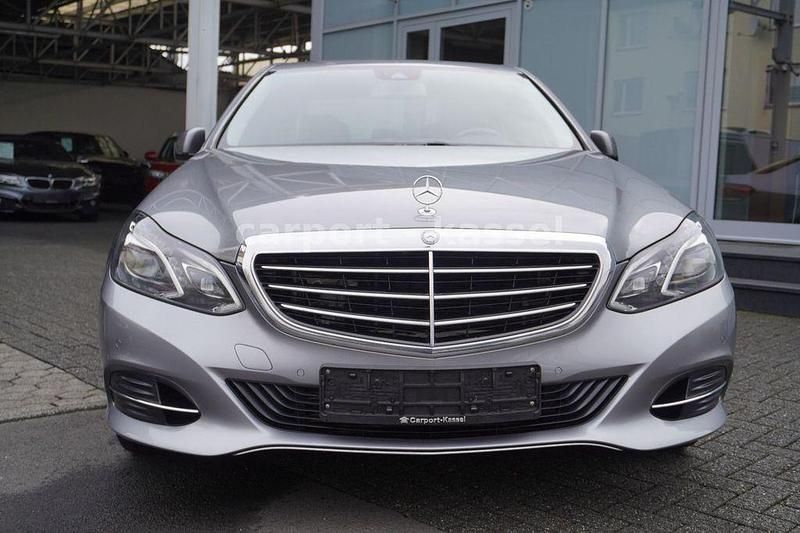 Gebraucht Mercedes E300 Elegance 231 PS (169 kW) 2014 Silber Limousine