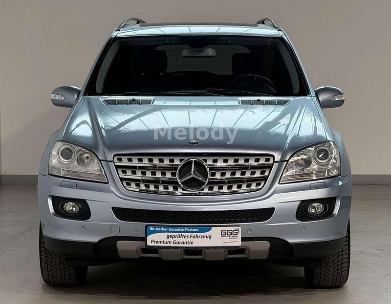 Gebraucht Mercedes ML320 224 PS (164 kW) 2007 Blau SUV