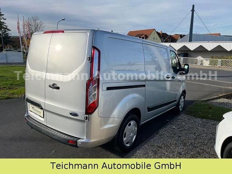 Gebraucht Ford Transit Custom Trend 131 PS (96 kW) 2021 Polarsilber (metallic) Van
