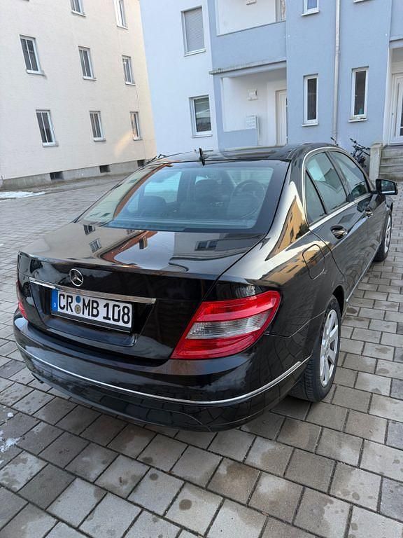Gebraucht Mercedes C200 184 PS (135 kW) 2009 Schwarz Limousine