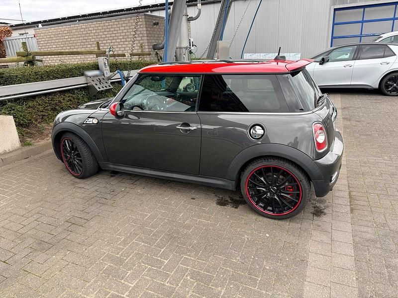 Gebraucht Mini John Cooper Works 211 PS (155 kW) 2011 Kleinwagen