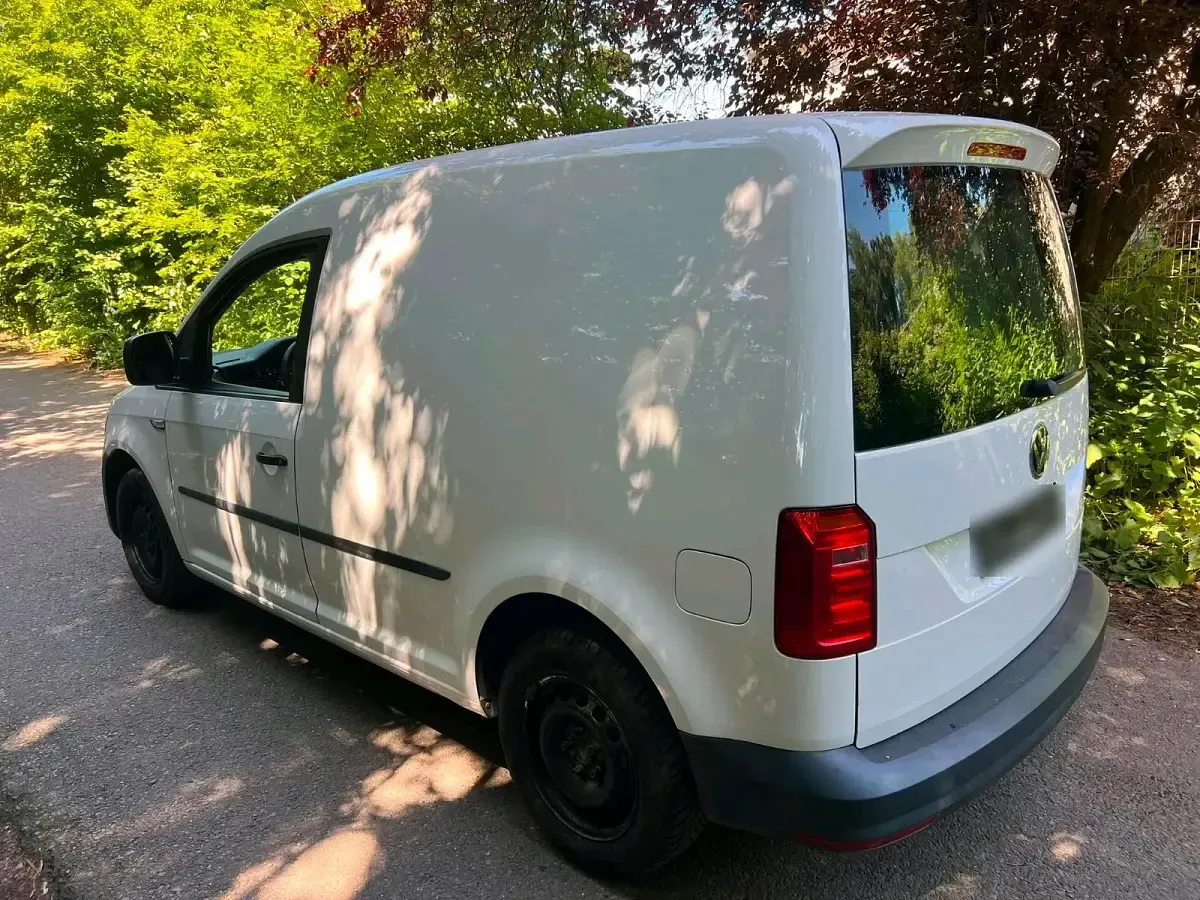 Gebraucht VW Caddy 75 PS (55 kW) 2016 Weiß Van / Kleinbus