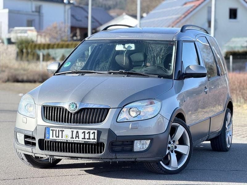 Beige Gebraucht 2007 Skoda Roomster Scout Kombi | 2.990 € (Superpreis) - Bild 1/4