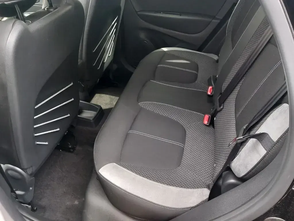 Gebraucht Renault Captur Bose Edition 118 PS (86 kW) 2018 Schwarz SUV