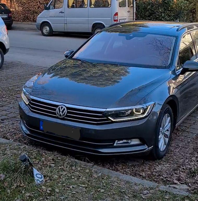 Gebraucht VW Passat 190 PS (139 kW) 2017 Grau Kombi