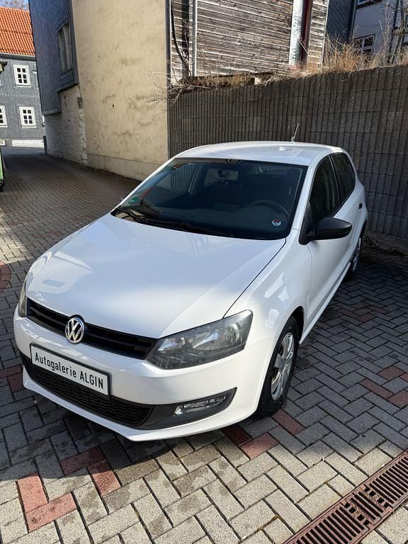 Gebraucht VW Polo Trendline 75 PS (55 kW) 2014 Weiß Limousine