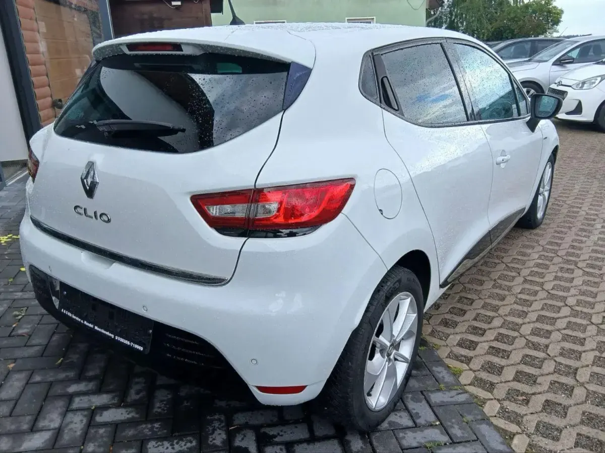 Gebraucht Renault Clio IV 73 PS (53 kW) 2017 Weiß Kleinwagen