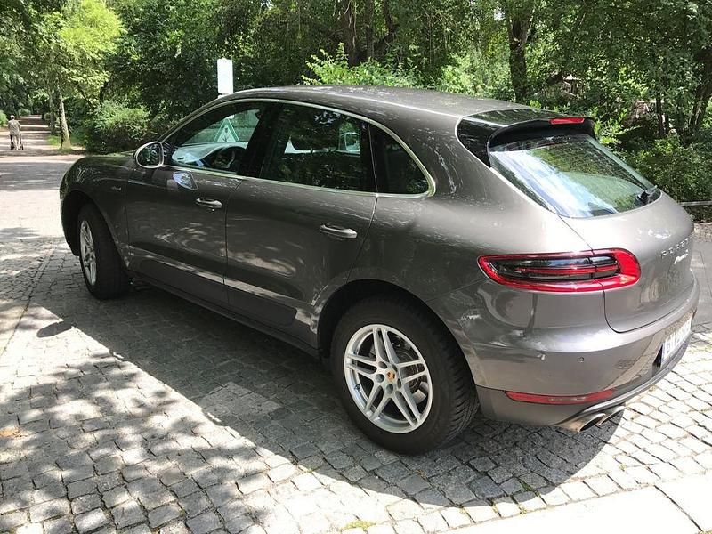Gebraucht Porsche Macan S 258 PS (189 kW) 2014 Grau SUV