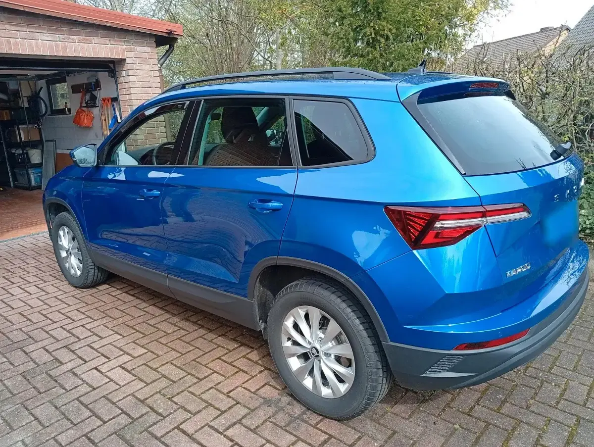 Gebraucht Skoda Karoq Selection 150 PS (110 kW) 2025 Blau SUV