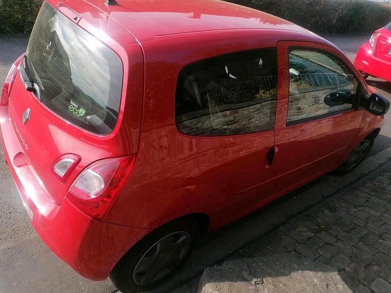 Gebraucht Renault Twingo 75 PS (55 kW) 2012 Rot Kleinwagen