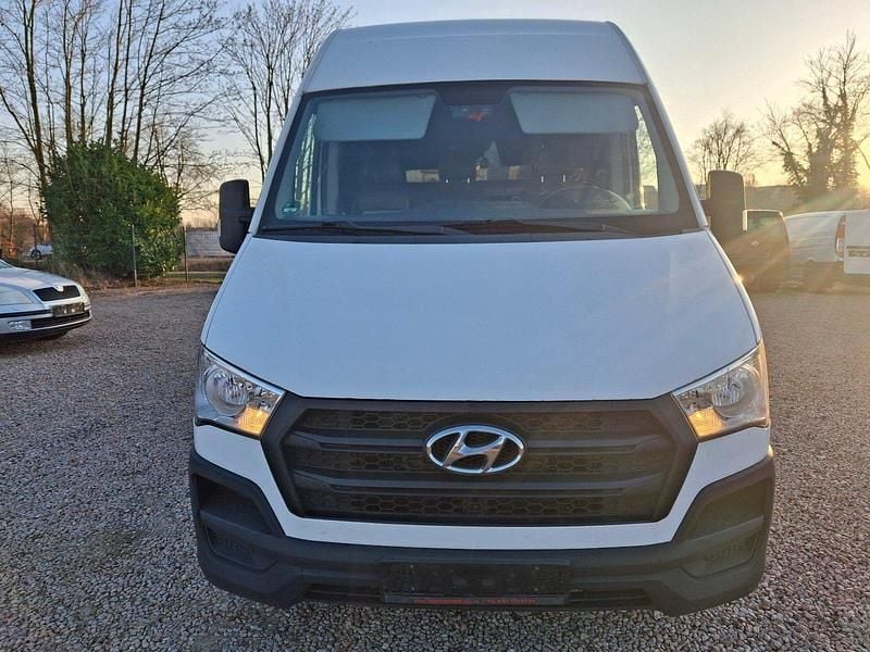 Gebraucht Hyundai H 350 150 PS (110 kW) 2017 Weiß Van