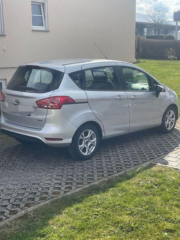 Gebraucht Ford B-MAX Trend 101 PS (74 kW) 2014 Silber Van / Kleinbus
