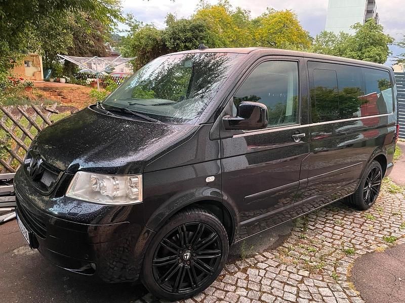 Schwarz Gebraucht 2007 VW T5 Van | 12.500 € (Teuer) - Bild 1/4