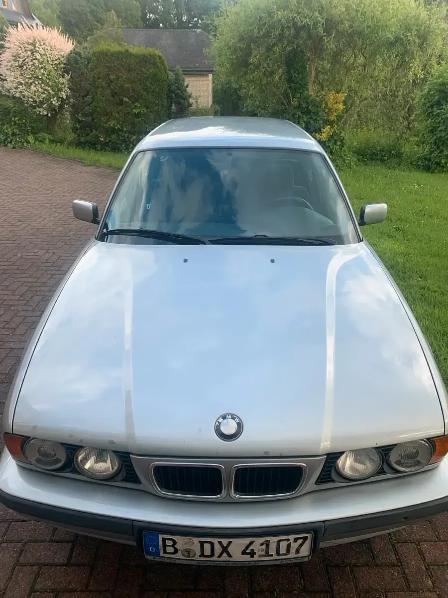 Gebraucht BMW 520 150 PS (110 kW) 1996 Silber Kombi