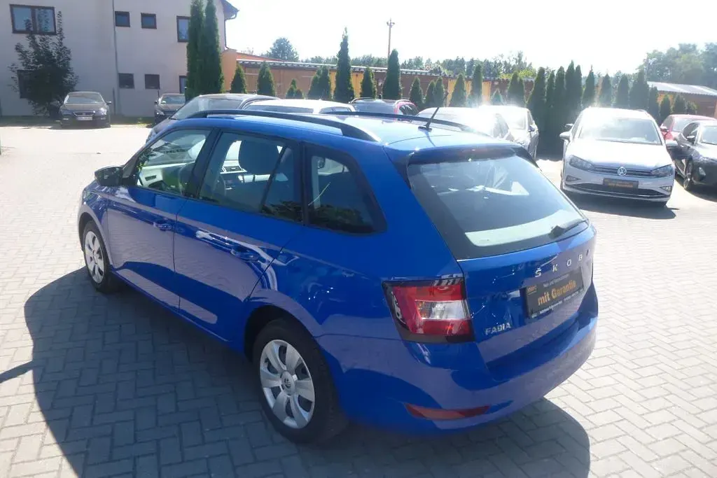 Gebraucht Skoda Fabia Ambition 60 PS (44 kW) 2022 Blau Kleinwagen