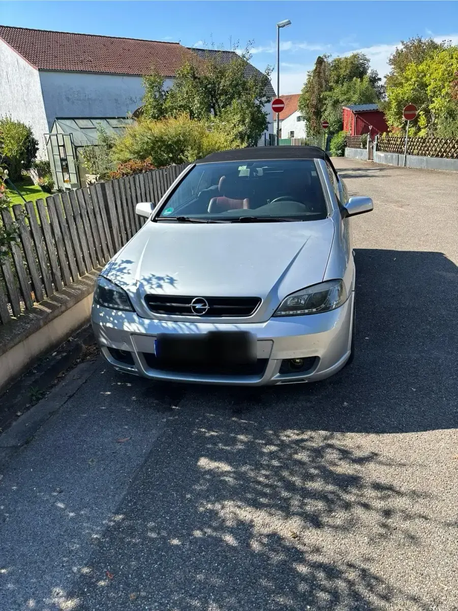Gebraucht Opel Astra 101 PS (74 kW) 2001 Silber Cabrio