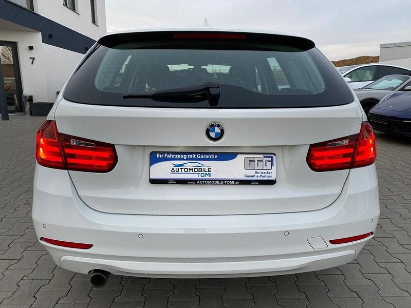 Gebraucht BMW 320 184 PS (135 kW) 2015 Rot Kombi