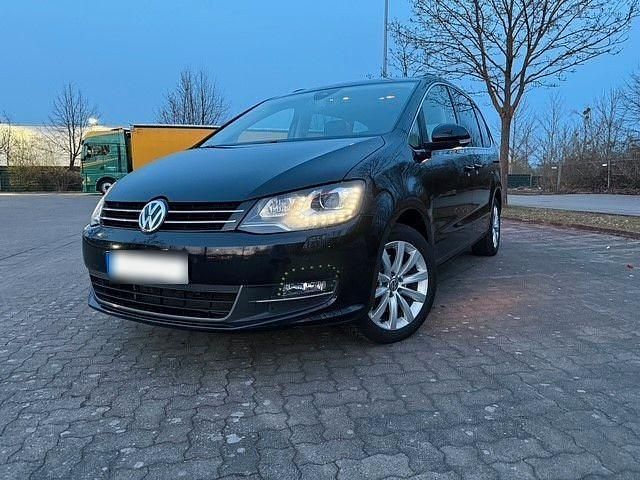 Gebraucht VW Sharan Highline 150 PS (110 kW) 2017 Schwarz Van / Kleinbus