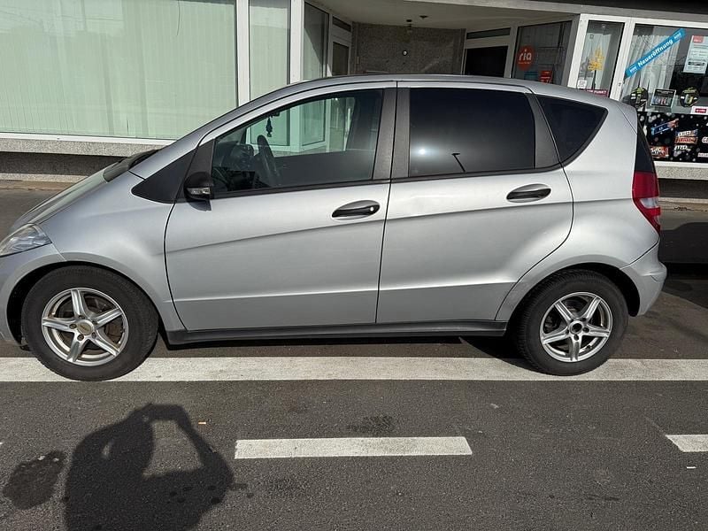 Gebraucht Mercedes A180 109 PS (80 kW) 2008 Grau Kleinwagen