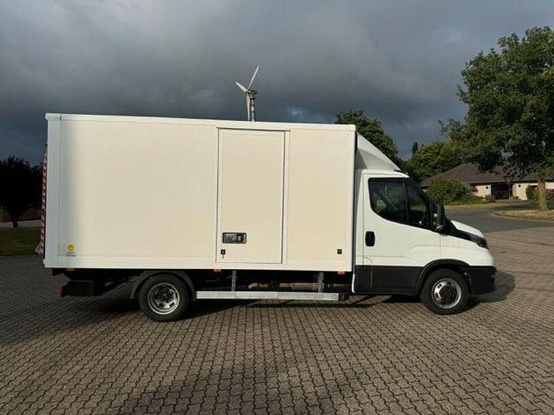 White ic 194 Gebraucht 2020 Iveco Daily Van | 22.015 € (Teuer) - Bild 1/4