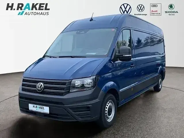 Second-hand VW Crafter 140 CP (102 kW) 2024 Albastru Van