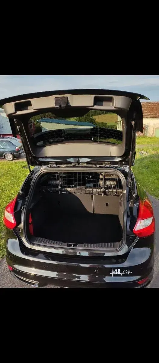 Gebraucht Ford Focus ST 250 PS (183 kW) 2013 Schwarz Limousine