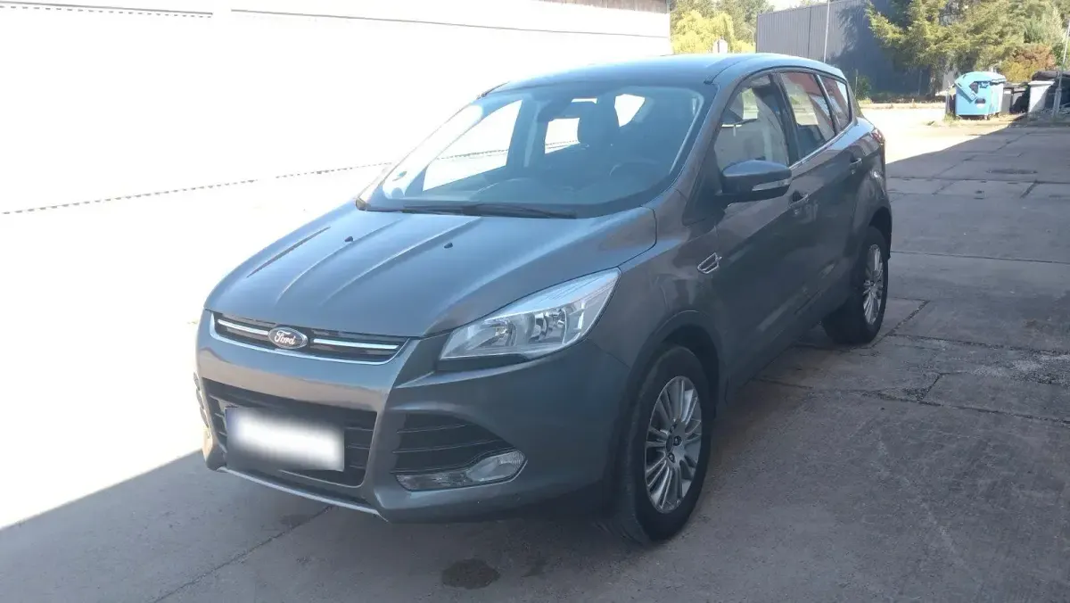 Gebraucht Ford Kuga Titanium 150 PS (110 kW) 2013 Grau SUV