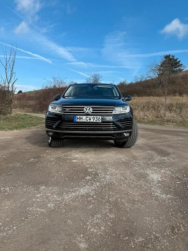 Gebraucht VW Touareg R-line 262 PS (192 kW) 2015 Schwarz SUV