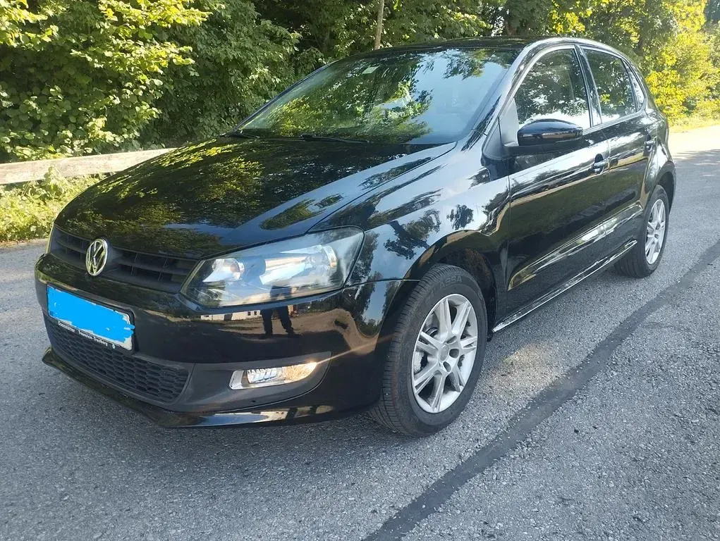 Gebraucht VW Polo Life 90 PS (66 kW) 2013 Schwarz Kleinwagen