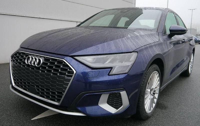 Gebraucht Audi A3 Advanced 110 PS (80 kW) 2021 Navarrablau metallic Limousine