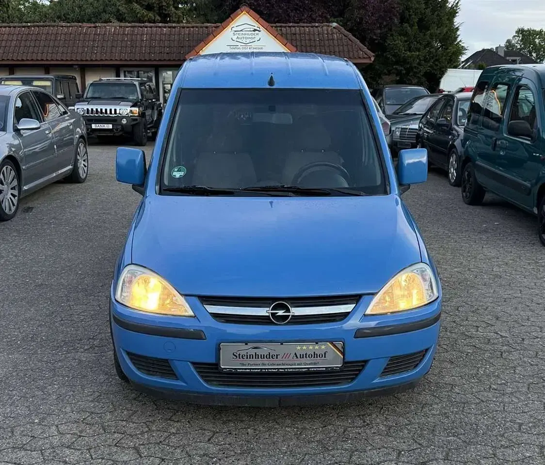 Gebraucht Opel Combo 75 PS (55 kW) 2005 Himmelblau Van / Kleinbus