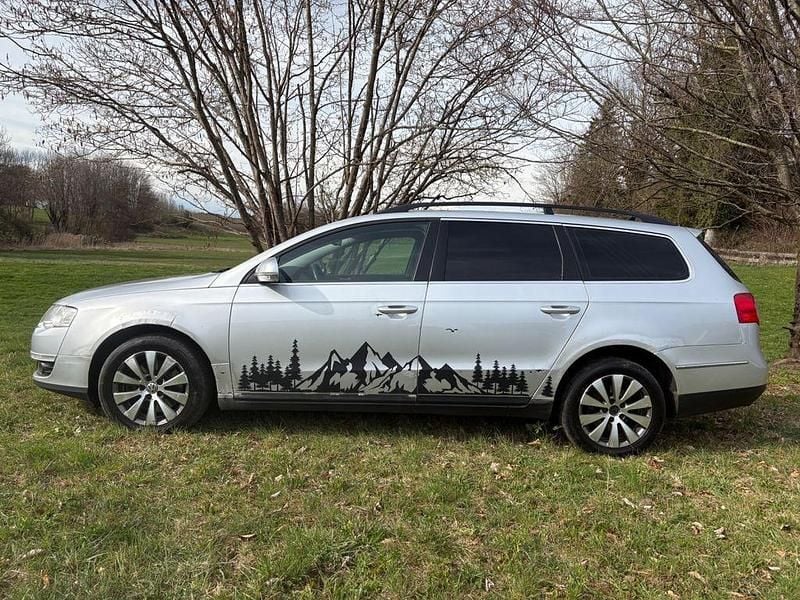Second-hand VW Passat 140 CP (102 kW) 2010 Argintiu Break