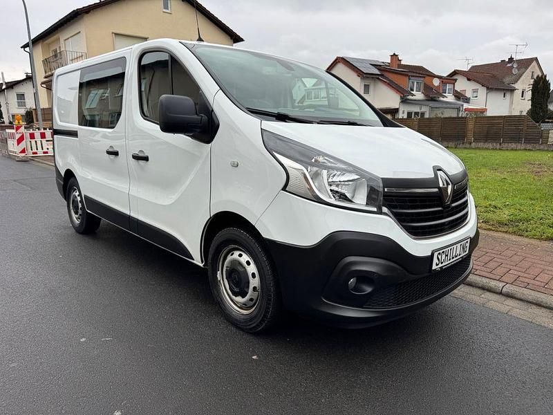 Gebraucht Renault Trafic Komfort 120 PS (88 kW) 2021 Weiß Van / Kleinbus