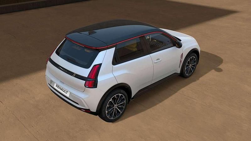 Neu Renault R5 Iconic 110 kW (150 PS) 2026 Perlmuttweiß mit dach in blac Kleinwagen