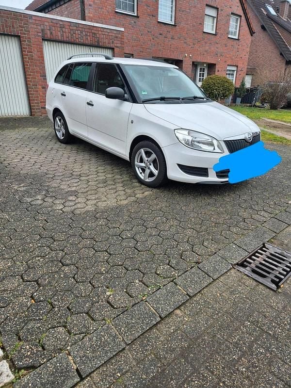 Gebraucht Skoda Fabia 60 PS (44 kW) 2014 Weiß Kombi