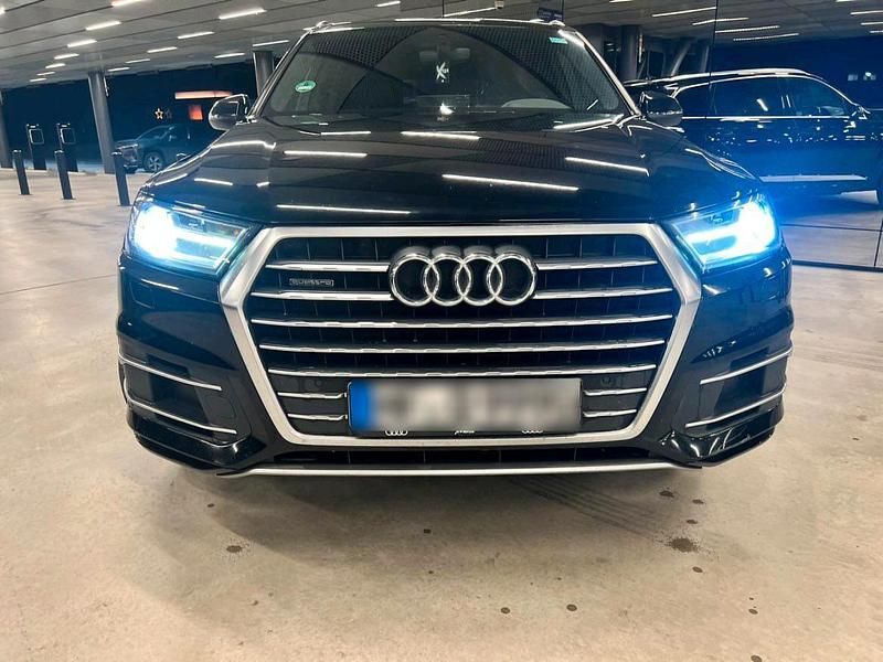 Gebraucht Audi Q7 Ambiente 219 PS (161 kW) 2016 Schwarz SUV