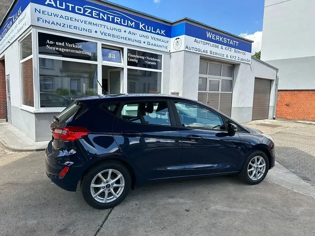Gebraucht Ford Fiesta 71 PS (52 kW) 2018 Blau Kleinwagen