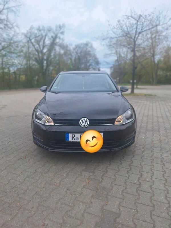 Schwarz Gebraucht 2015 VW Golf VII Limousine | 7.500 € (Superpreis) - Bild 1/4