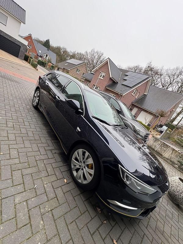 Gebraucht Opel Insignia Business 260 PS (191 kW) 2018 Blau Kombi