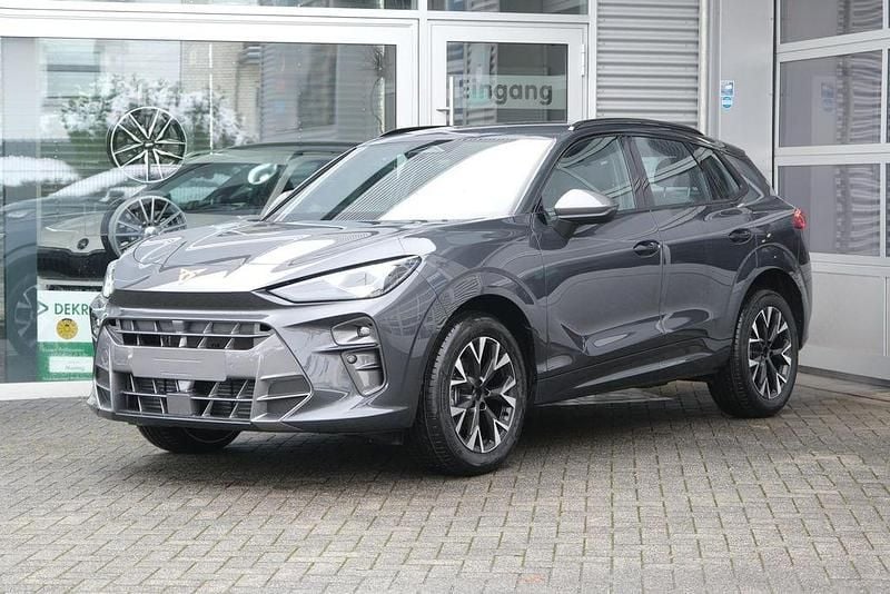 Neu Cupra Terramar 150 PS (110 kW) 2025 Timanfaya grau metallic SUV