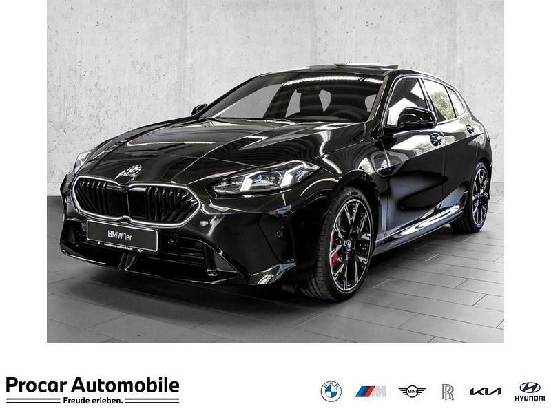 Schwarz Neu 2025 BMW 120 Performance Kleinwagen | 49.990 € - Bild 1/4