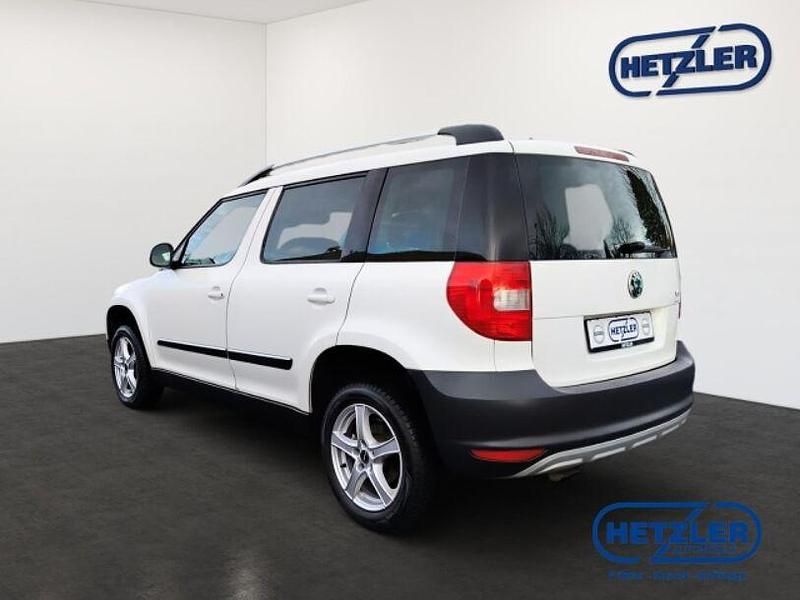 Gebraucht Skoda Yeti Easy 105 PS (77 kW) 2012 Weiß SUV