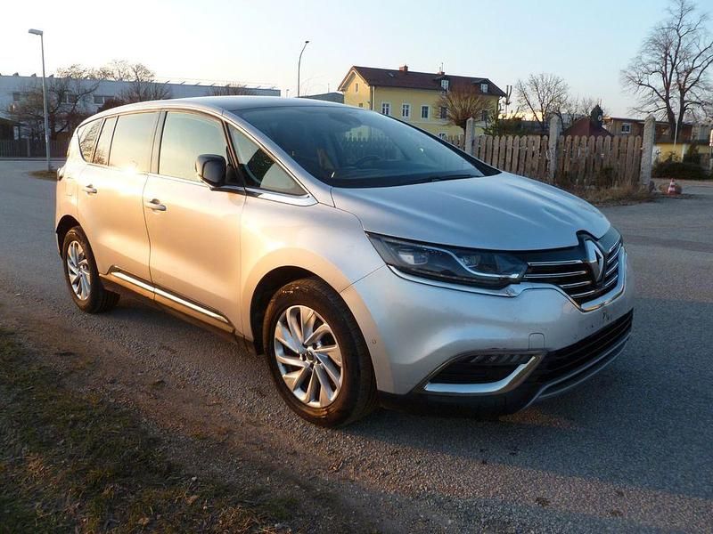 Gebraucht Renault Espace Intens 160 PS (117 kW) 2017 Silber Van / Kleinbus
