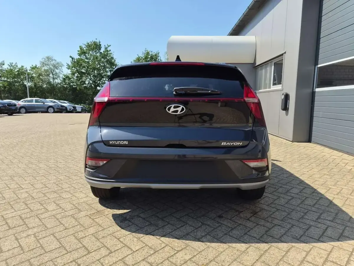 Neu Hyundai Bayon Trend 90 PS (66 kW) 2026 Lumen grey SUV