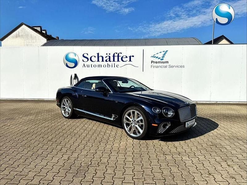 Gebraucht Bentley Continental GT Convertible Mulliner 549 PS (403 kW) 2021 Dark sapphire pearl dark sapphire pearl Cabrio