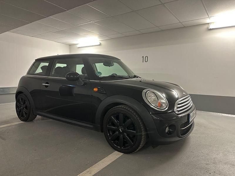 Gebraucht Mini Cooper D 111 PS (81 kW) 2011 Schwarz Kleinwagen
