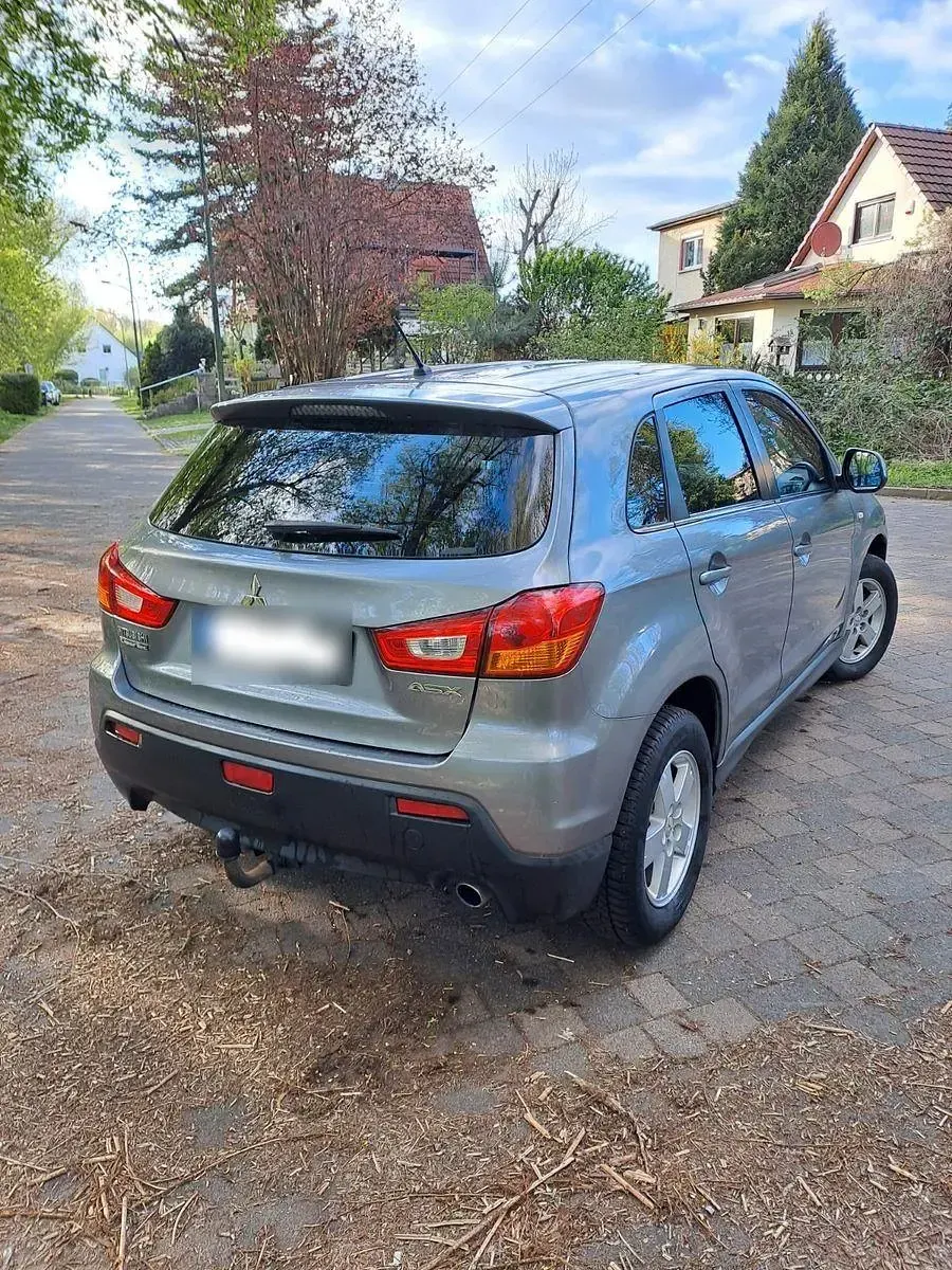 Gebraucht Mitsubishi ASX Intense 150 PS (110 kW) 2011 Grau SUV