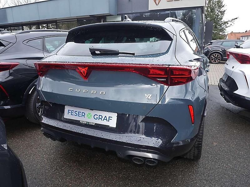 Neu Cupra Formentor VZ 333 PS (244 kW) 2026 Fjord blau SUV