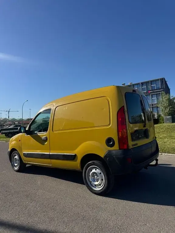 Gebraucht Renault Kangoo 65 PS (47 kW) 2004 Gelb Van / Kleinbus