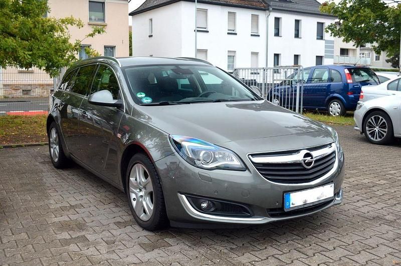 Grau Gebraucht 2016 Opel Insignia Innovation Limousine | 9.590 € (Fairer Preis) - Bild 1/4